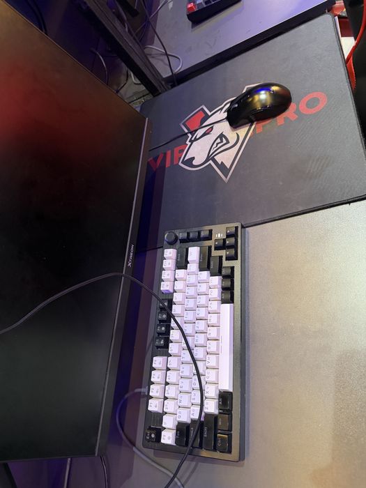 компьютер в комплекте