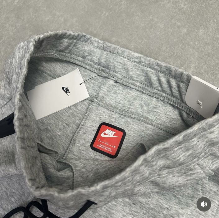 Продам шорты Nike