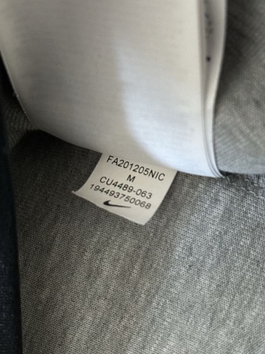 Nike Tech Fleece OG - M