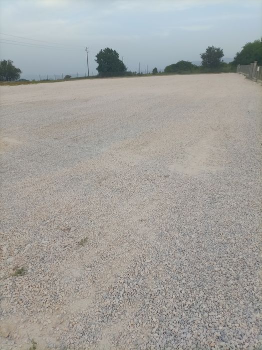 Парцел под наем.6000.квадрата.