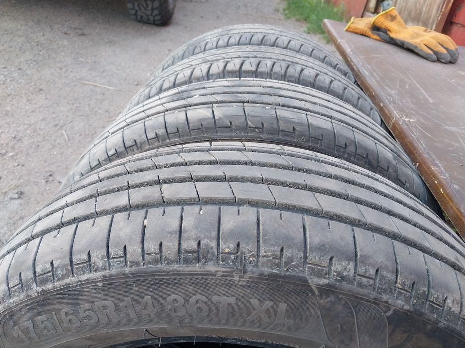 4 шины 175 65 R14. Пробег пол сезона