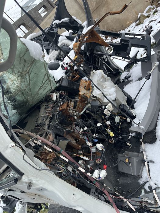 алфард сойылып жатыр матор каропка коса есіктер дискалары