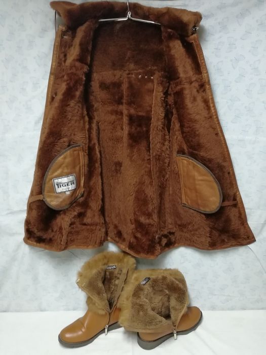 Дублёнки, безрукавка,юбки кожа,