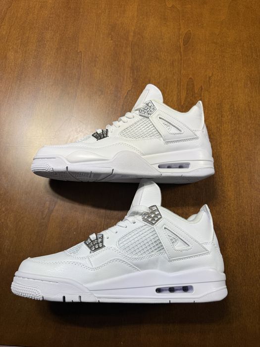 Nike Air Jordan 4  44 noi new