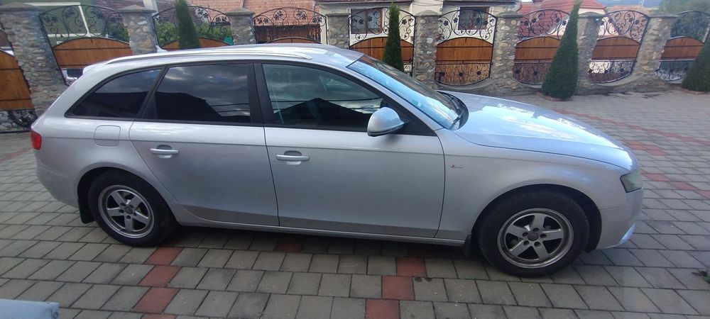 Audi A4 B8 2009 2.0TDI CAGA 143cp