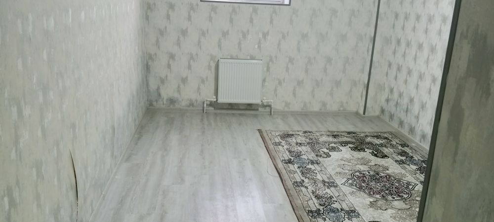 Uy Sotiladi  3 xonalik