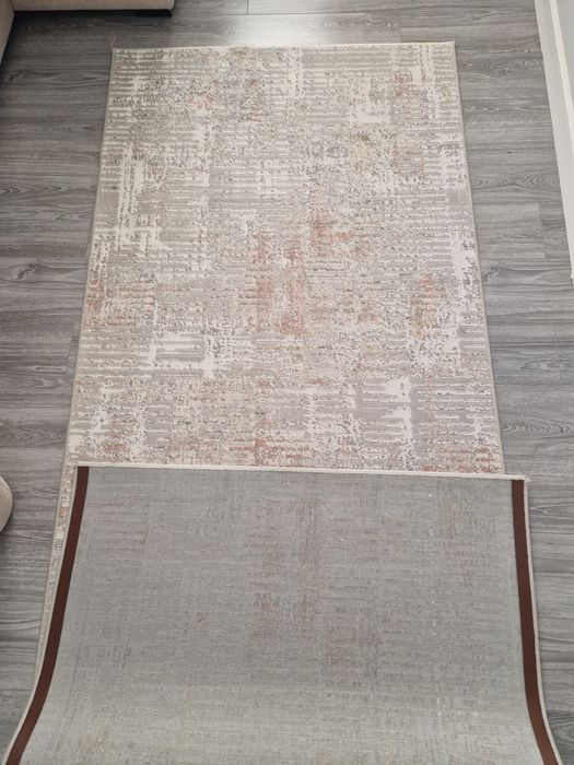 Коврик в отличном состояний