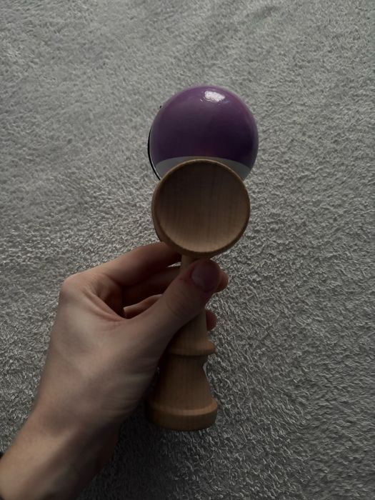 Vând Kendama Krom POP