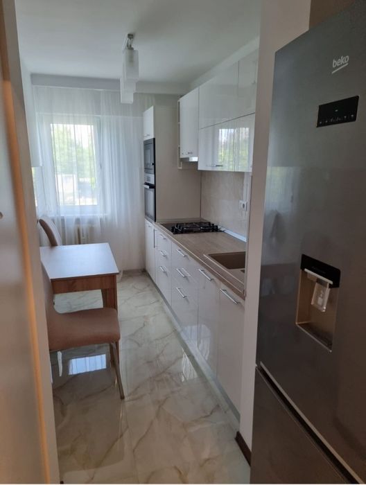 Regim hotelier 3 camere . Central!