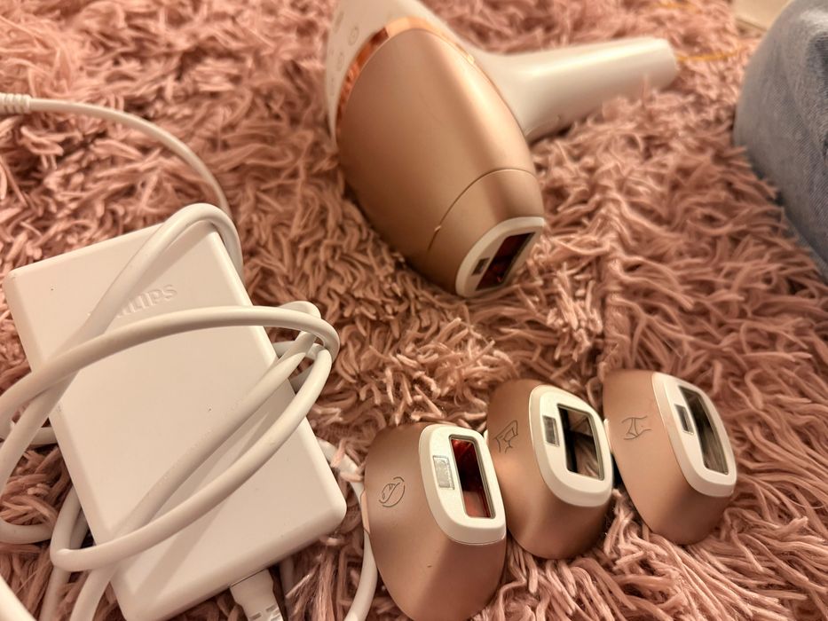 Epilator IPL Philips Lumea Seria 9900