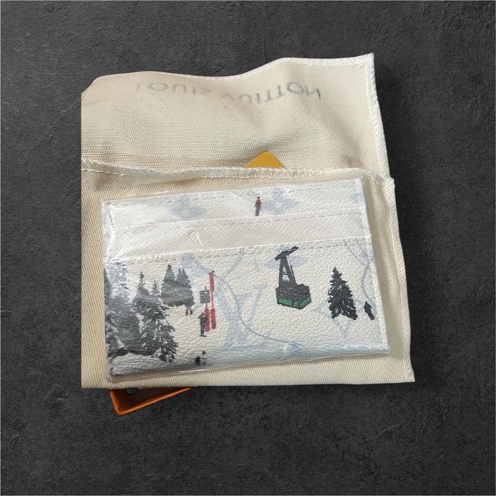 Louis vuitton card holder