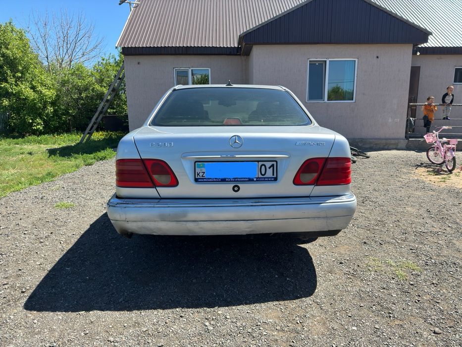 Продается Mercedes-Benz E230