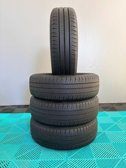 Set anvelope vara 195 65 R16c Good Year Efficient Grip Cargo 100/98H dot decembrie 2023 8.19mm