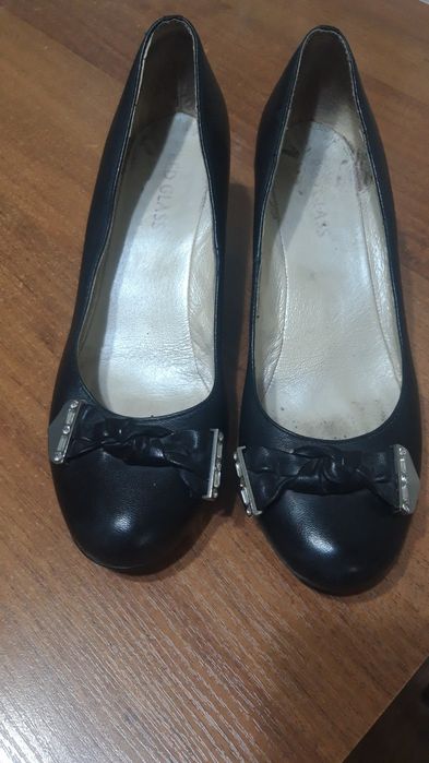 Продам женские туфли