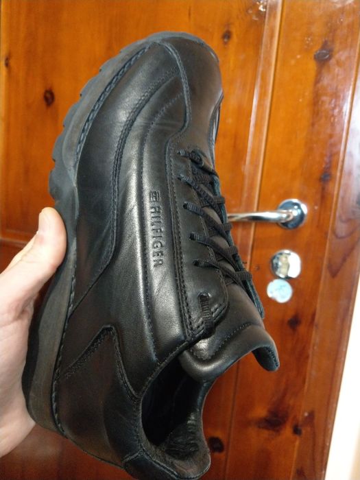 Tommy Hilfiger 42нм. 27,5см.