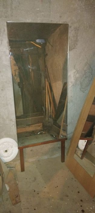 Айна Зеркало жақсы сақталған.