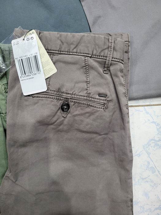 Pantaloni chinos barbati 28 (XS) Mango