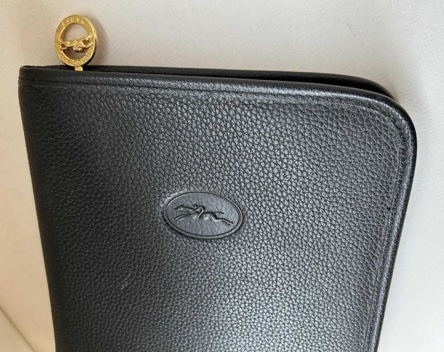 Калъф за дискове на луксозната марка Longchamp, Франция