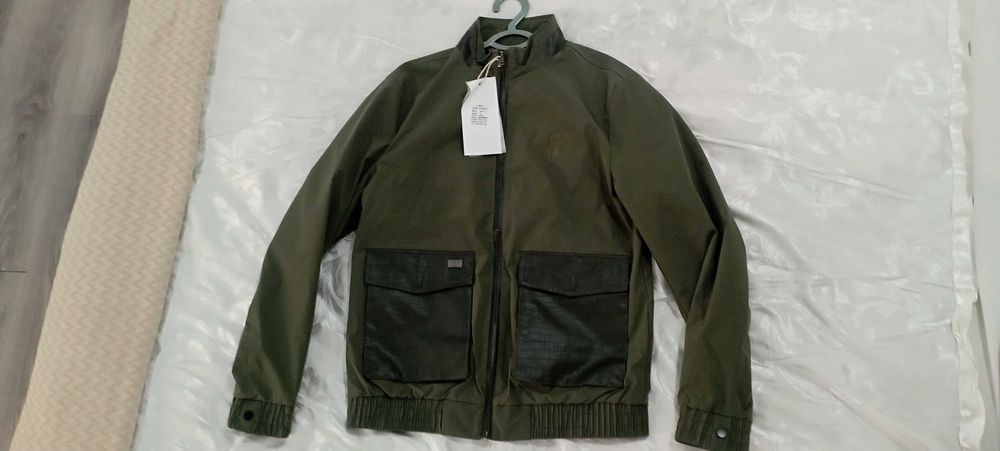 Ветровка новая фабричная рр 50-52
