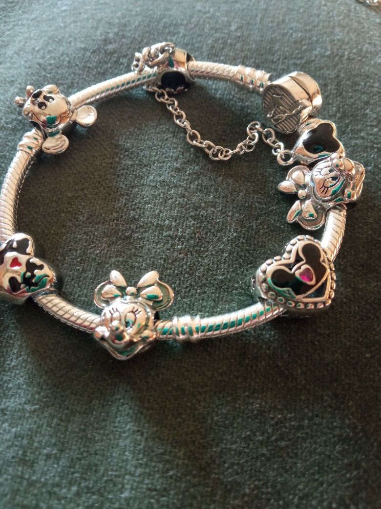 Pandora minnie deals mouse charm bracelet