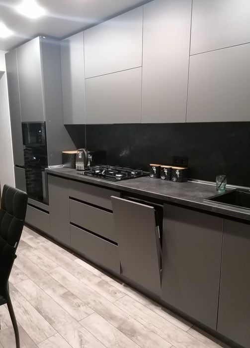 Офисный мебели для ваш офис и для дома изгатовым любой сложности