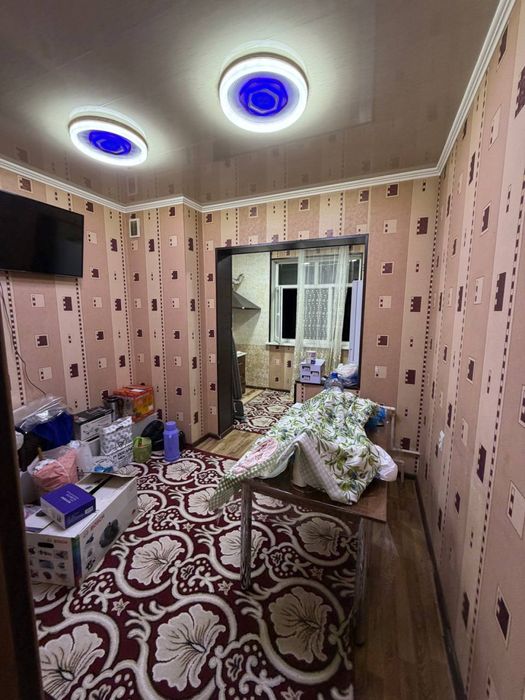 60 m2 2 xonaliy 2 ta balkomliy Uy sotiladi