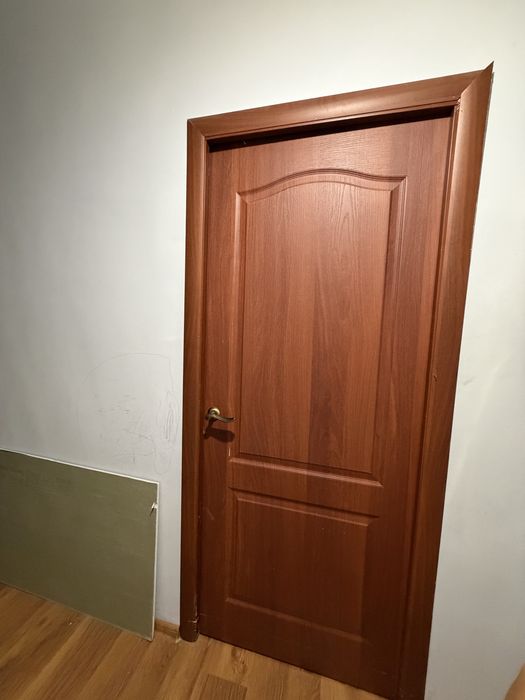 Продам межкомнатные двери