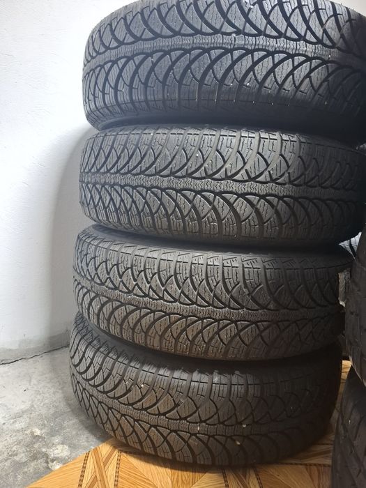 Set 4 anvelope iarna 175/70/14 Ca și NOI 27/2021