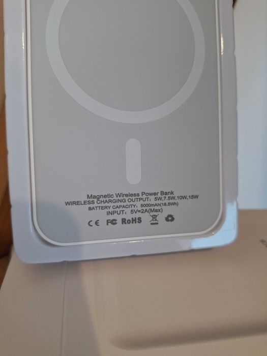 Powerbank MagSafe 5000 mAh noua