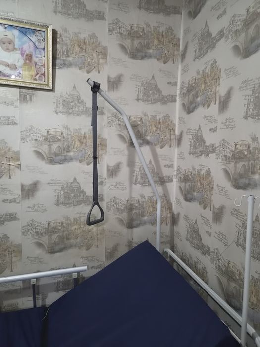 Кровать медицинский