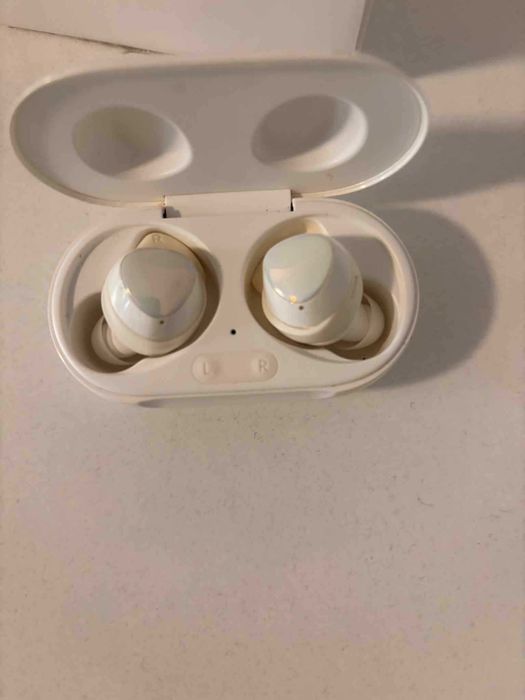 Безжучни слушалки Samsung Galaxy Buds+ -За поправка цена по договаряне