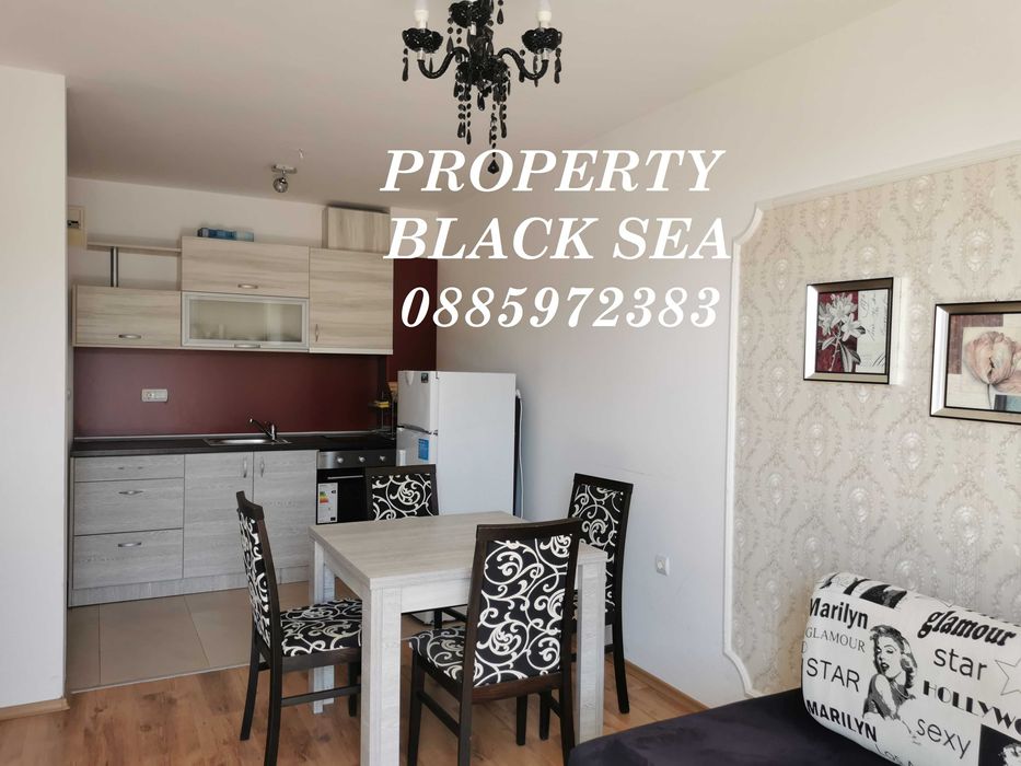 Продава се Двустаен апартамент в Бургас, Център - 55 кв.м за 742 €/кв.м - Снимка #2