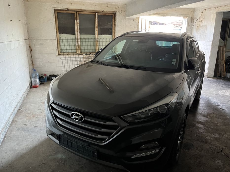 Hyundai tucson 4x4 на части