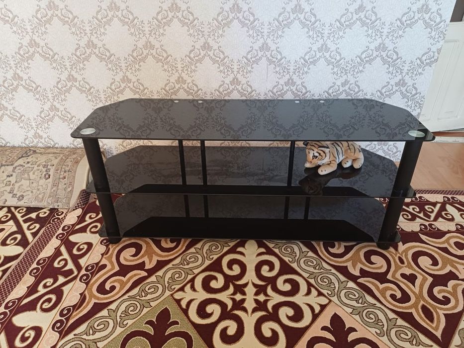 Подставка для телевизора