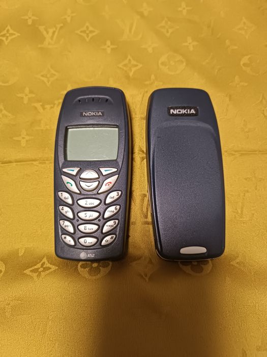 Assalom alekum Telefonlar sotiladi Original Nokia 3310