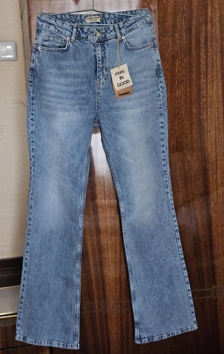 Продам джинсы женские