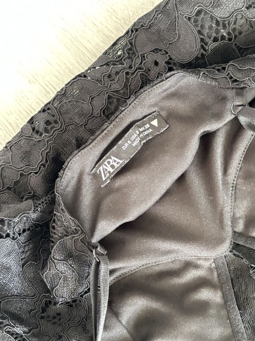 Черна Къса Рокля Зара