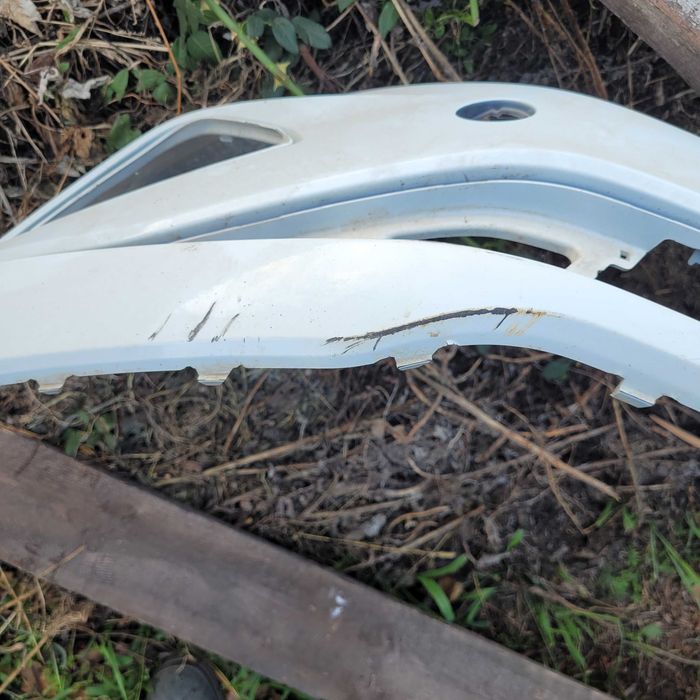 Продам бампер volkswagen polo