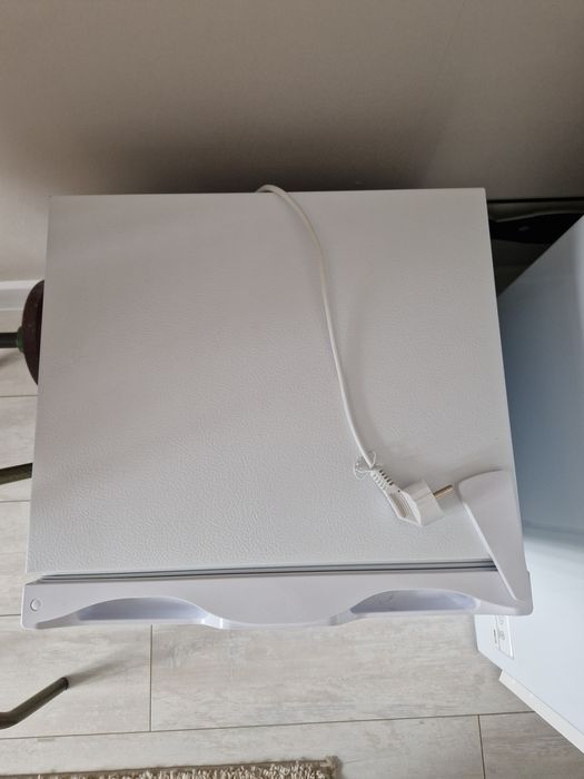 Продам Холодильник новый