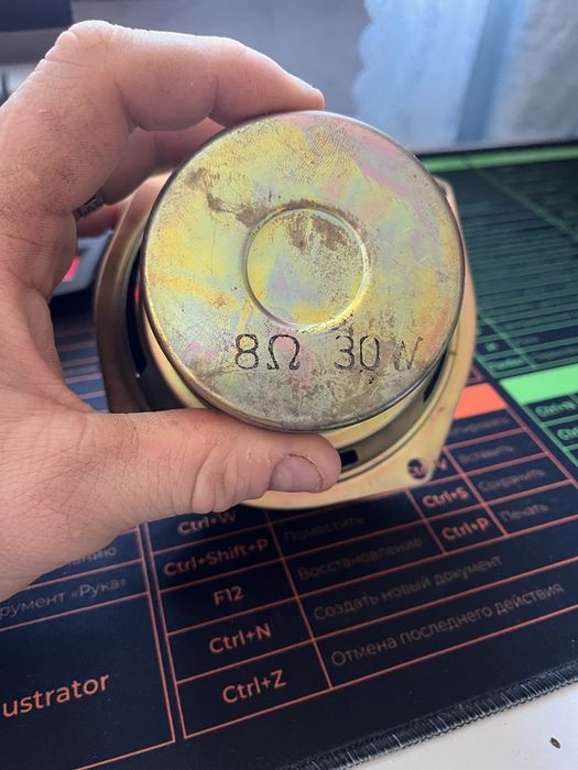 Колонка на саб компьюетера