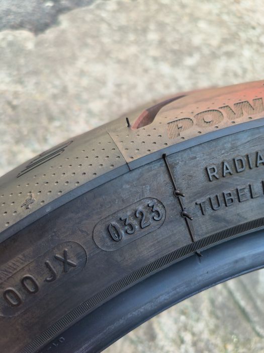 Michelin Power 6. 140/70/17