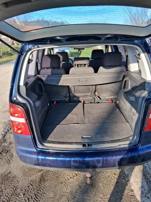 Vând touran 1.9 tdi