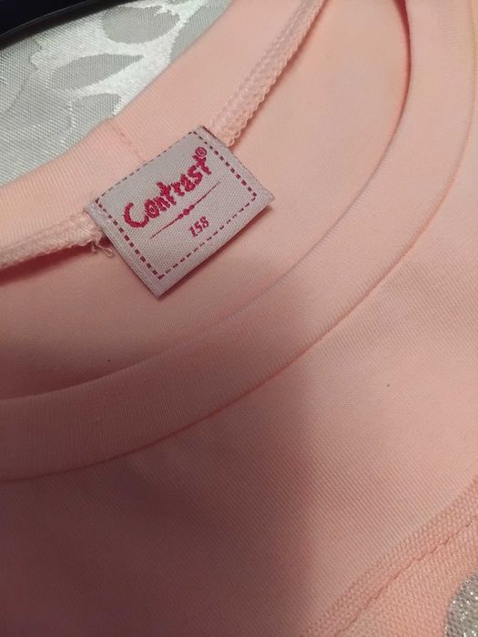 Продавам детска рокля