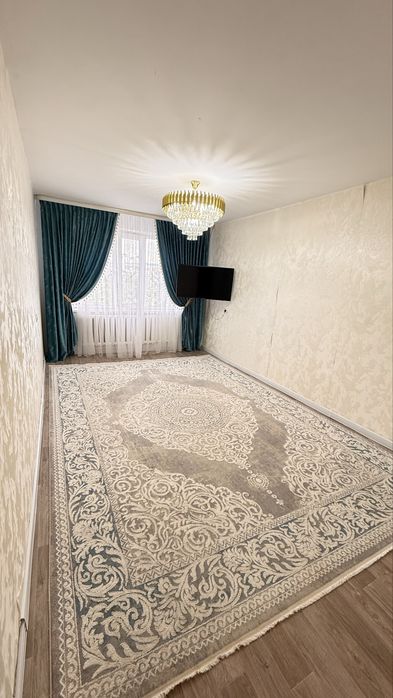 Екі бөлмелі үй сатылады.