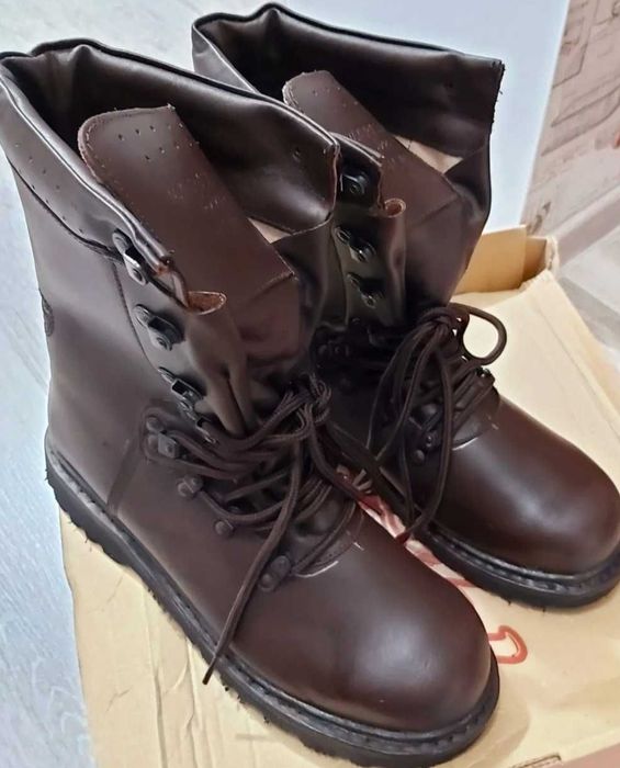 Bocanci militari combat de vara și iarna