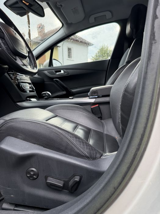 DE VÂNZARE: Peugeot 508 RXH / Hybrid4 2.0 HDi (2012)