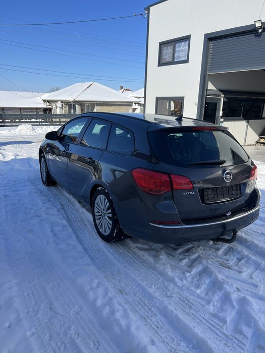 Opel astra J 2015 на части