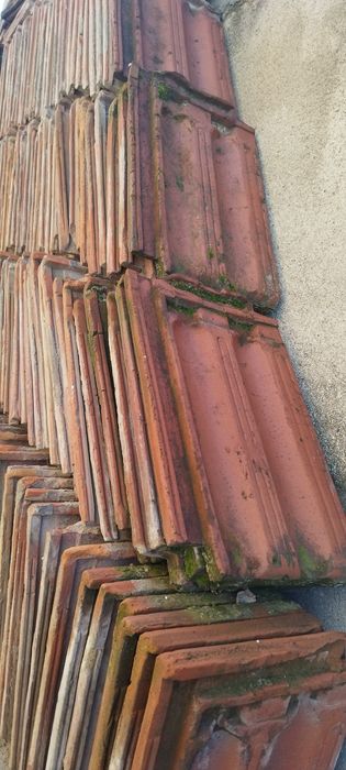 Продавам керемиди