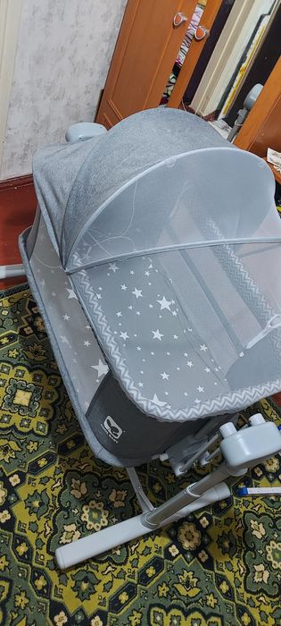 Продам детскую кроватку кочалку  люлька