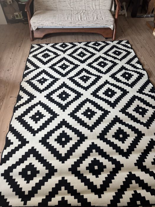 Covor Ikea 200x300 stare f buna.